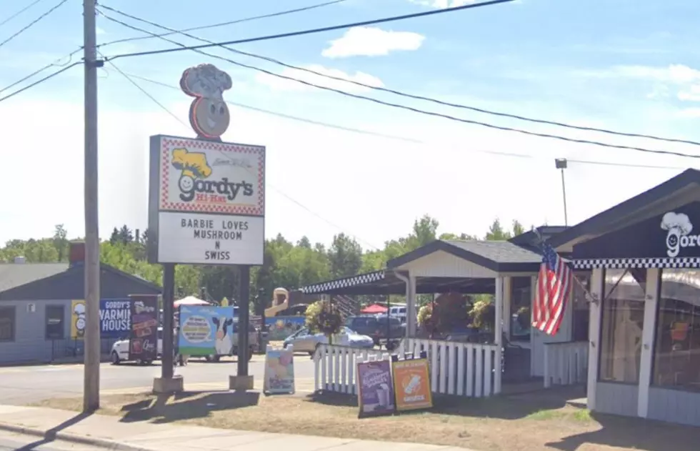 Closing Time: Less Than 3 Weeks Left To Visit Gordy’s Hi-Hat This Year