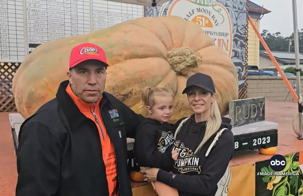 Minnesotan Wins Big (Again) With Massive Squash Named Rudy