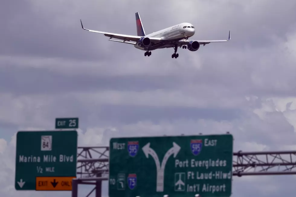 Delta Cutting Baggage Fees for Sports Equipment