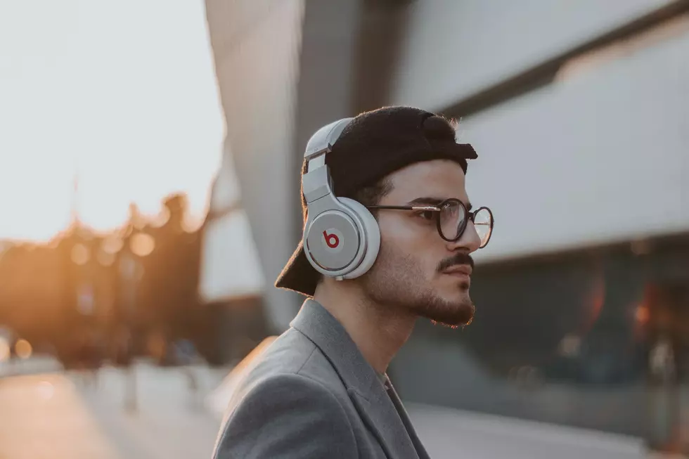 Minnesota Drivers Might Not Know This Headphone Law
